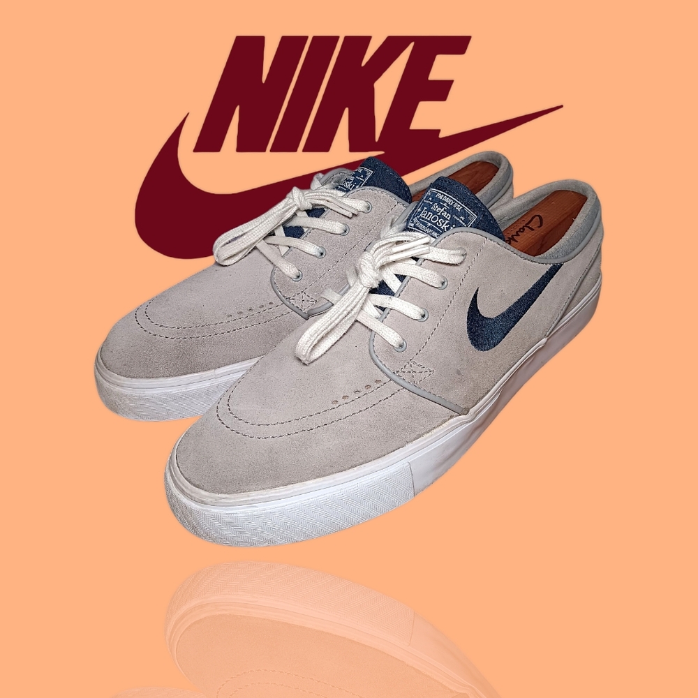 Nike 333824-043 SB Stefan Janoski Grey/Navy Blue Skate Shoes Men's Size 11.5 GUC